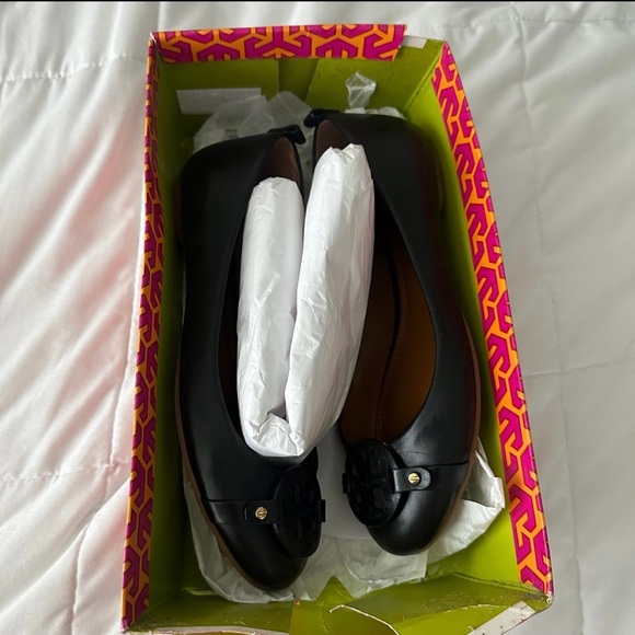 Tory Burch Leather Flats - Picture 3 of 4